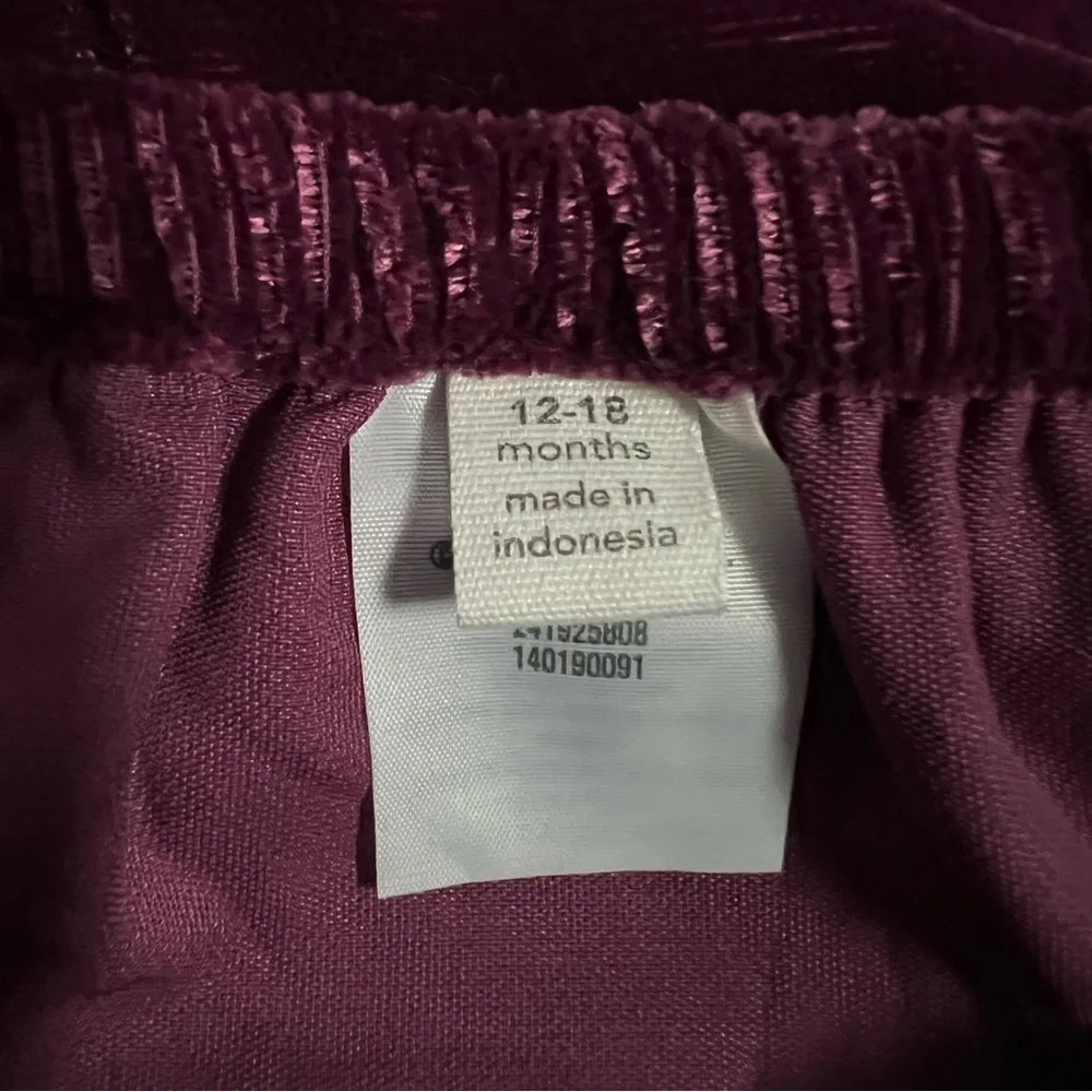 Gymboree baby girls 12-18 months purple velvet dress with bloomers